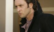 Alex O'Loughlin