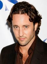 Alex O'Loughlin photo