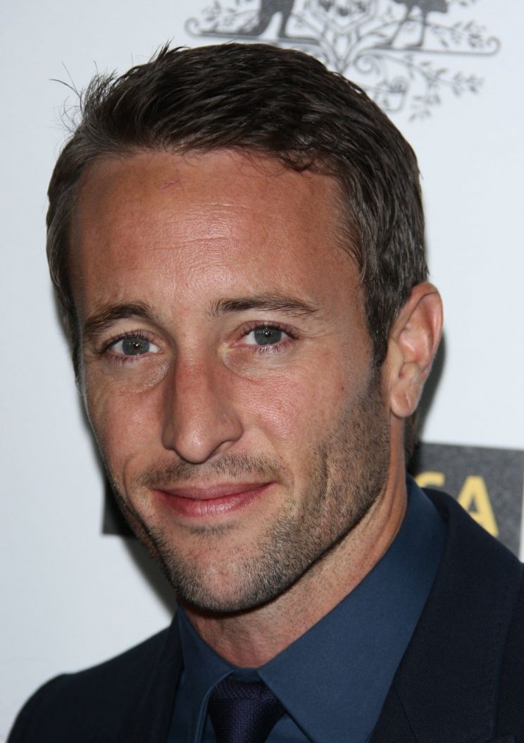 Alex O'Loughlin