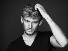 Alex Pettyfer