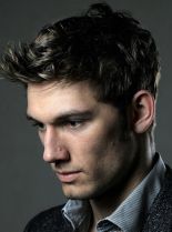 Alex Pettyfer photo