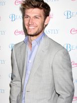 Alex Pettyfer photo