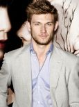 Alex Pettyfer