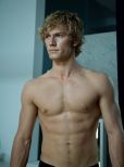 Alex Pettyfer