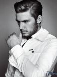 Alex Pettyfer