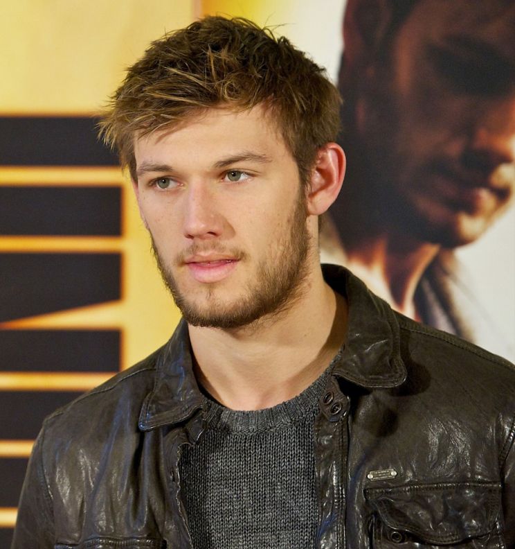 Alex Pettyfer