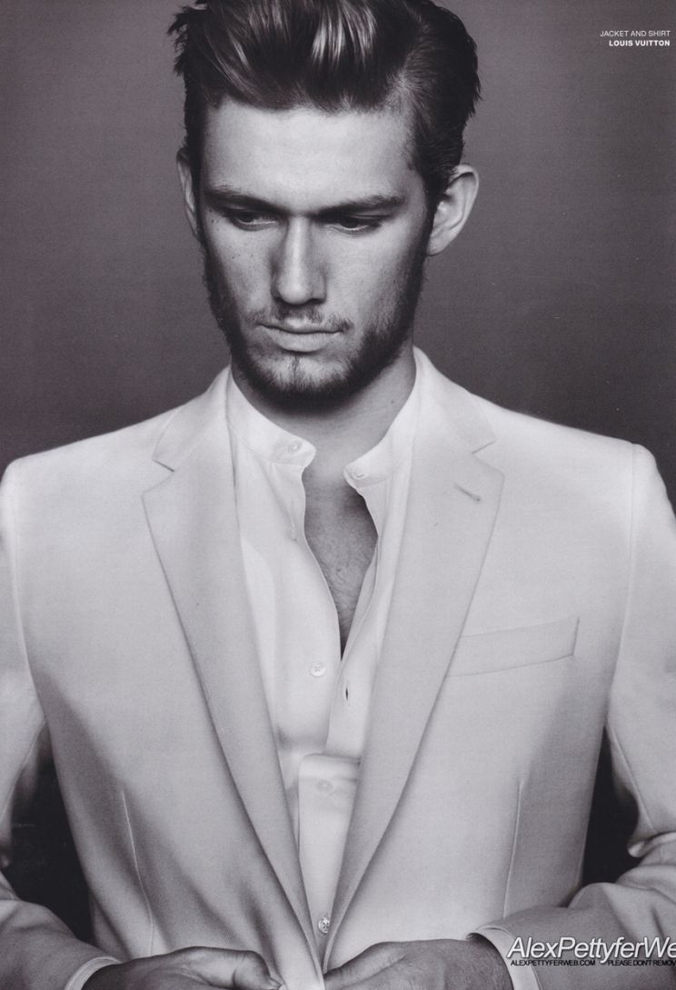 Alex Pettyfer