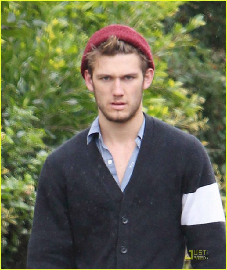 Alex Pettyfer