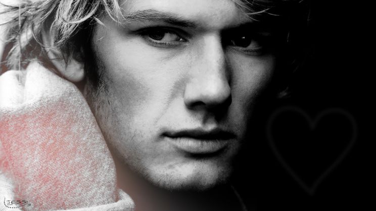 Alex Pettyfer