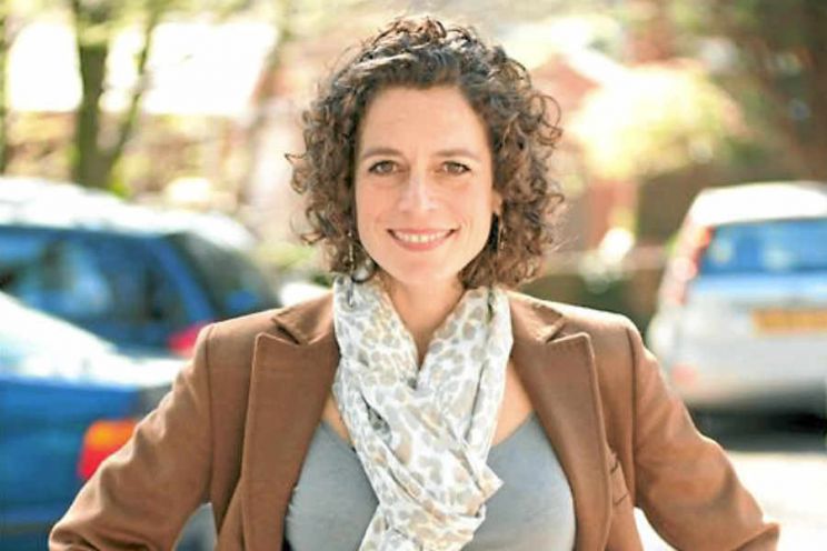 Alex Polizzi