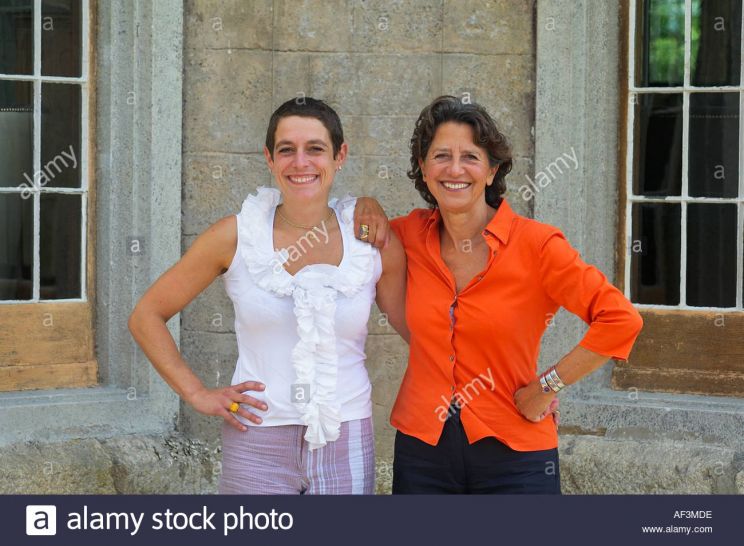 Alex Polizzi