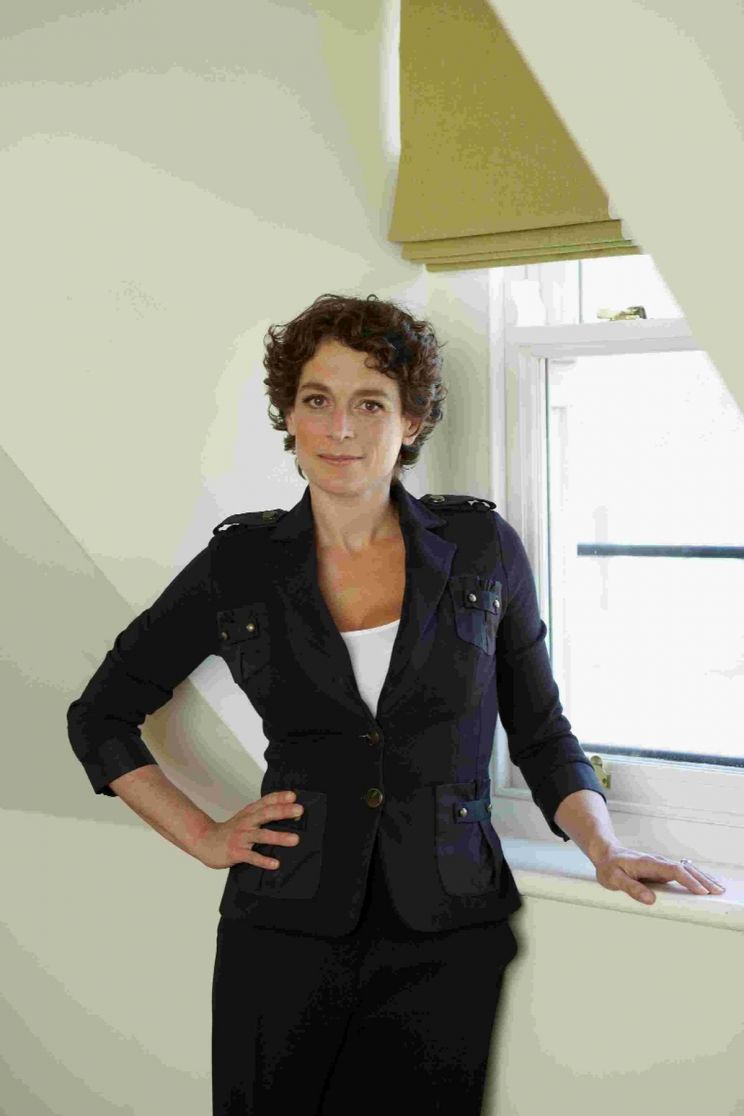 Alex Polizzi