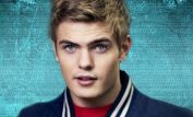 Alex Roe