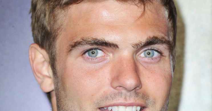 Alex Roe