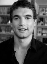 Alex Russell photo