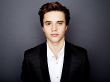 Alex Sawyer