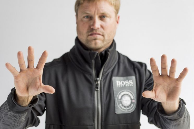 Alex Thomson