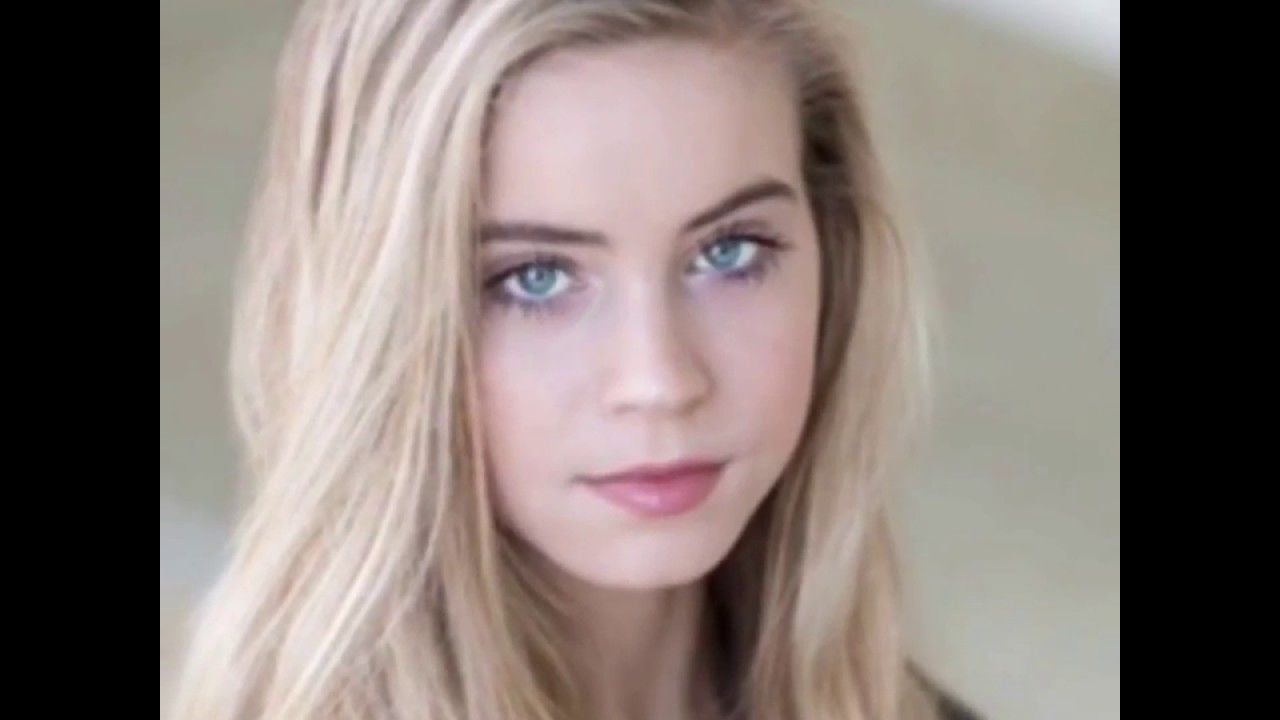 Pictures of Alexa Blair Robertson