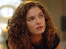 Alexa Davalos