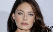 Alexa Davalos