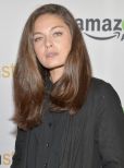 Alexa Davalos