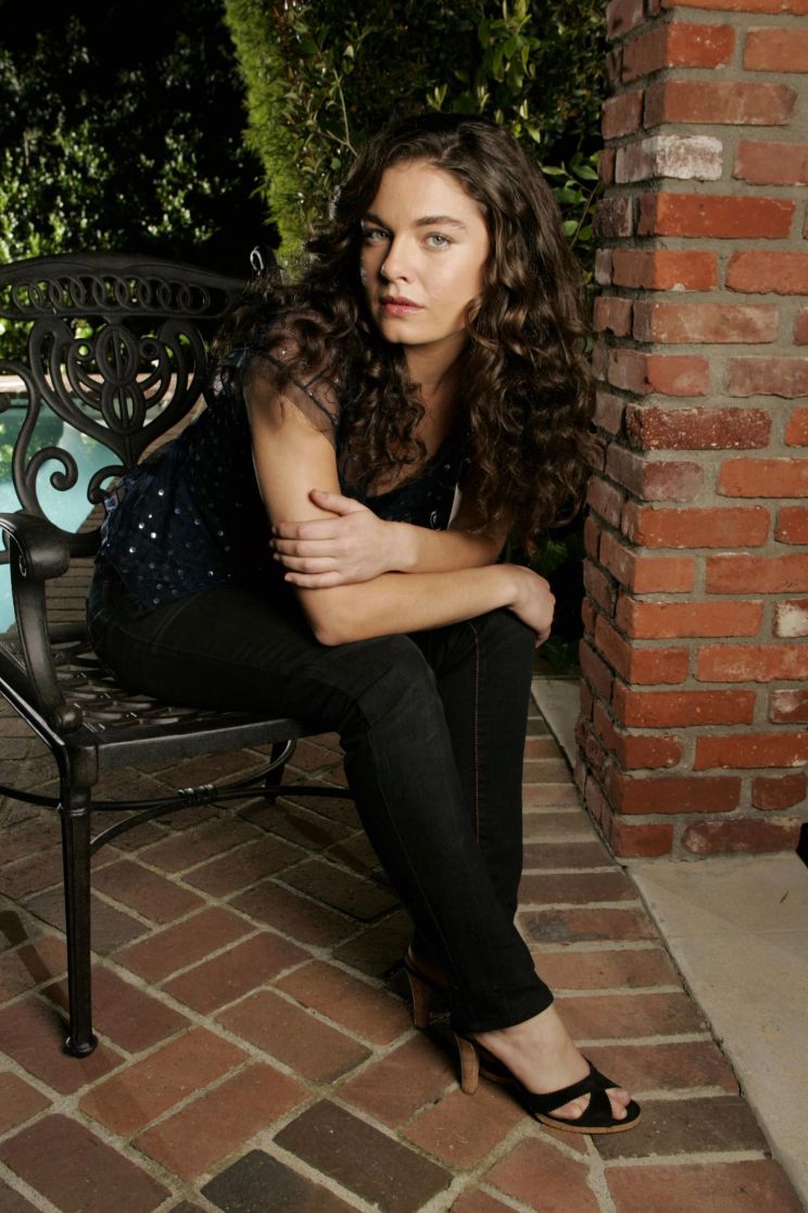 Alexa Davalos