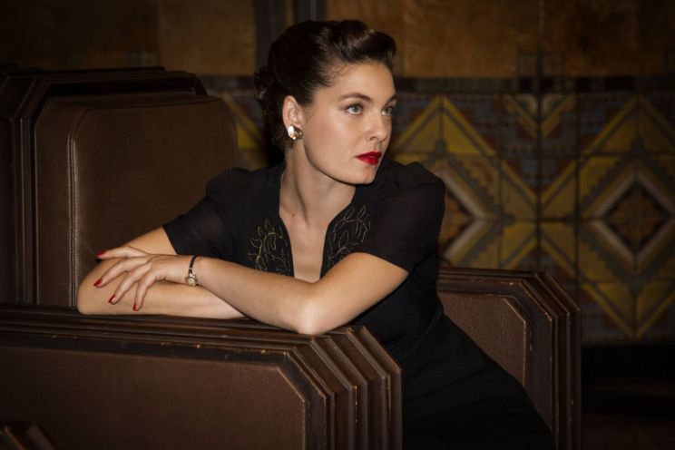 Alexa Davalos