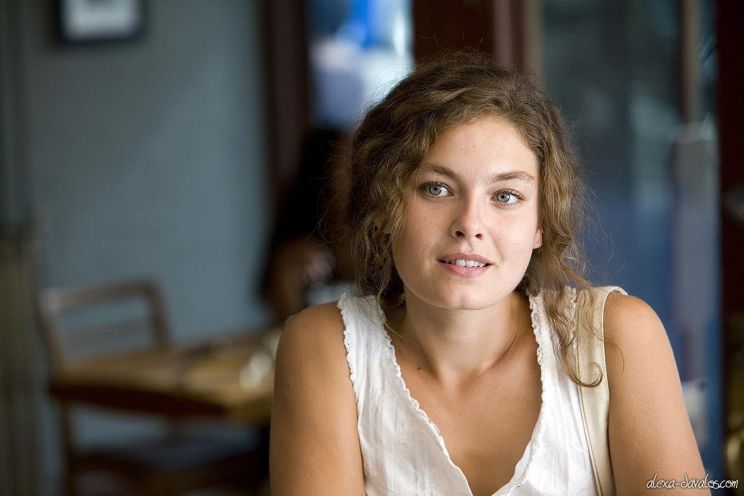 Alexa Davalos