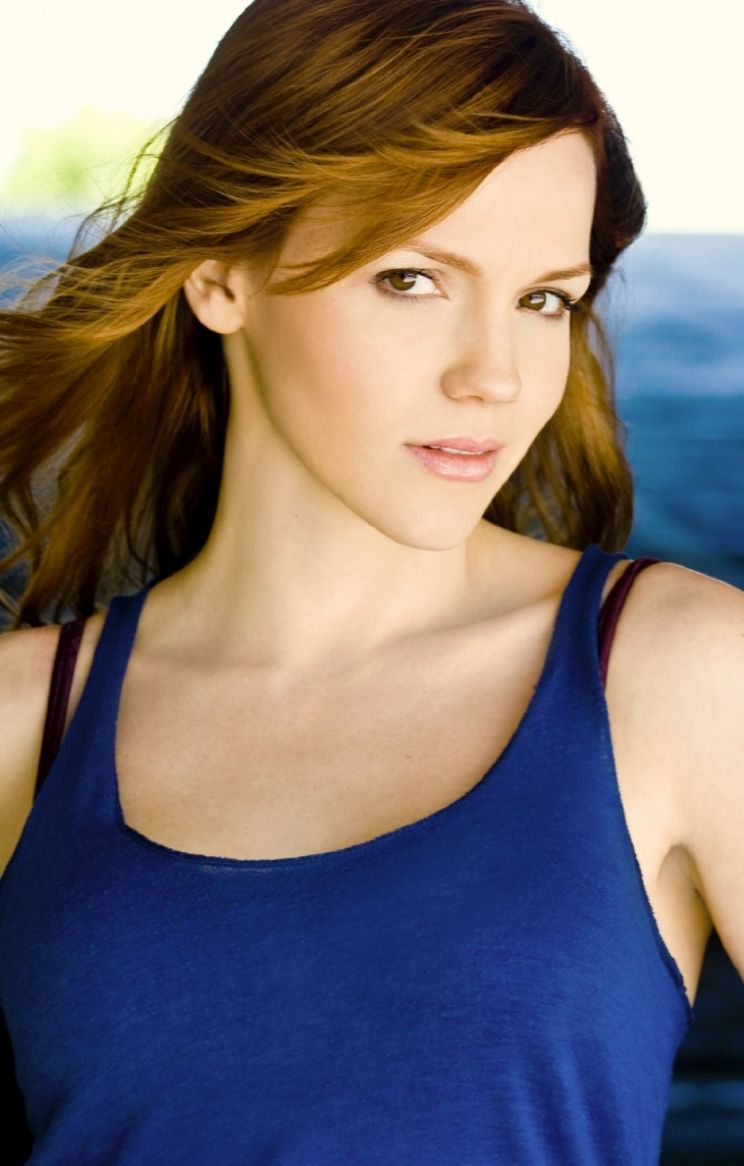 Alexa Havins