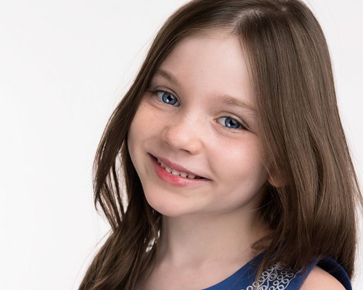 Alexa Swinton