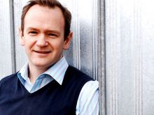 Alexander Armstrong