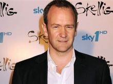 Alexander Armstrong