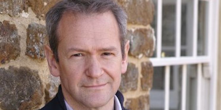 Alexander Armstrong
