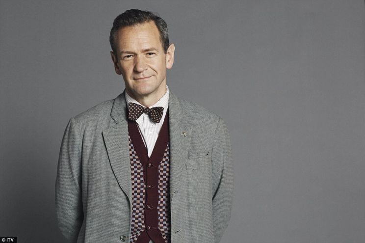 Alexander Armstrong