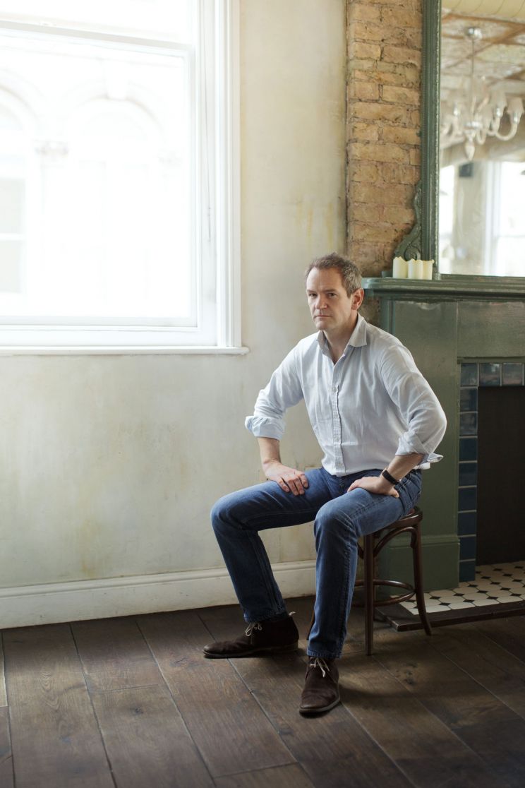 Alexander Armstrong