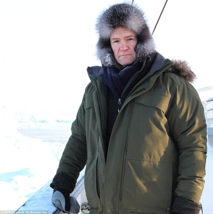 Alexander Armstrong