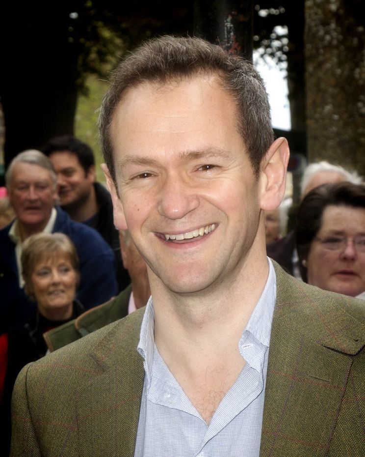 Alexander Armstrong