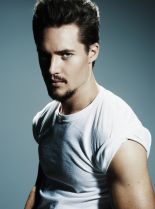 Alexander Dreymon