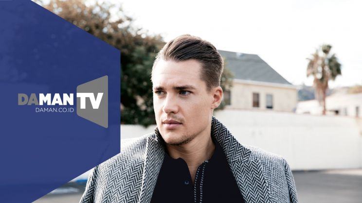 Alexander Dreymon