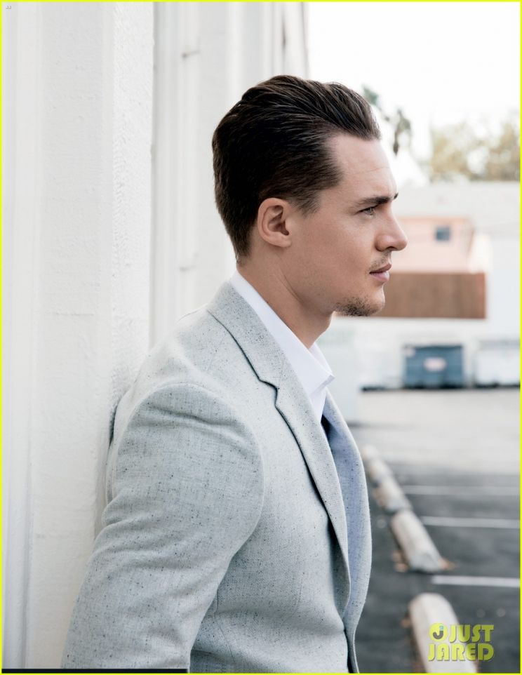 Alexander Dreymon