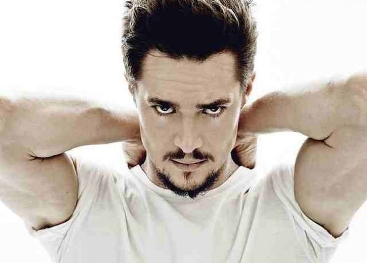 Alexander Dreymon