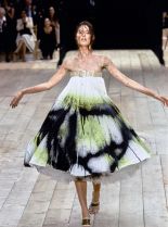 Alexander McQueen photo