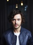 Alexander Vlahos