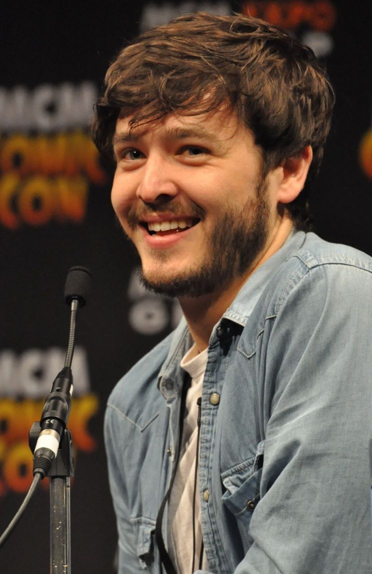 Alexander Vlahos