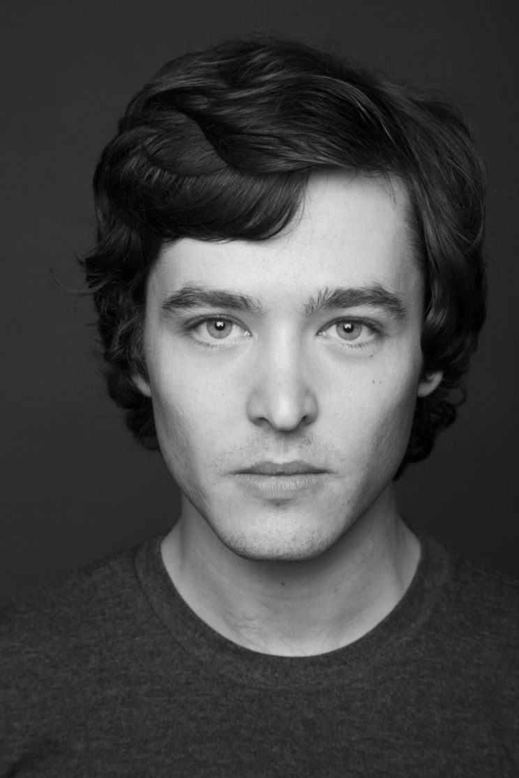 Alexander Vlahos