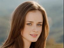 Alexandra Adi