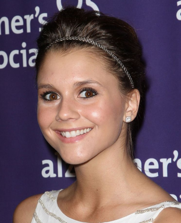 Alexandra Chando