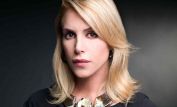 Alexandra De La Mora