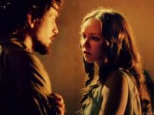 Alexandra Dowling photo