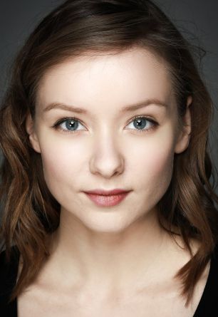 Alexandra Dowling
